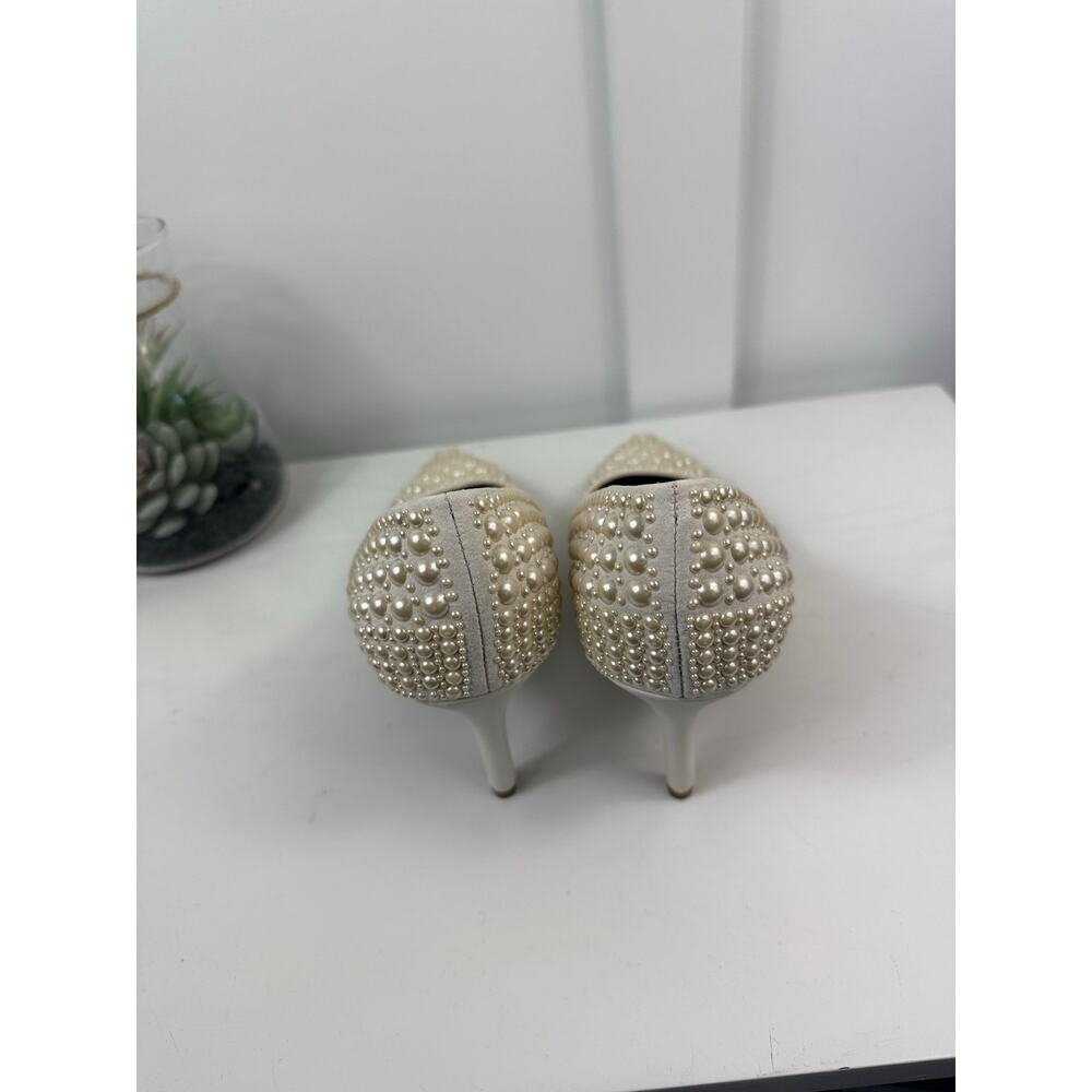 Beautiful NWTs INC Heels Size 7 - Picture 4 of 10